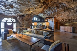 Роскошный пещерный дом семью Бекхэм выставлен на продажу