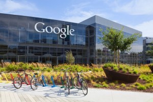 Google повертає співробітників до роботи в офіси