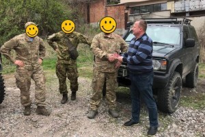 За сприяння «Київміськбуду» захисникам України відправлено два джипи