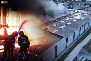 Масштабна пожежа на заводі PenoBoard у Тернополі: стало відомо, чи відновлюватимуть виробництво