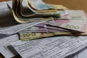 Счета за коммуналку: хуже всех платят в Сумской и Ивано-Франковской областях 