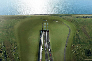 Найдовший у світі підводний тунель: завершено перший етап будівництва  глибоководного тунелю, що з'єднає Німеччину і Данію (ФОТО)