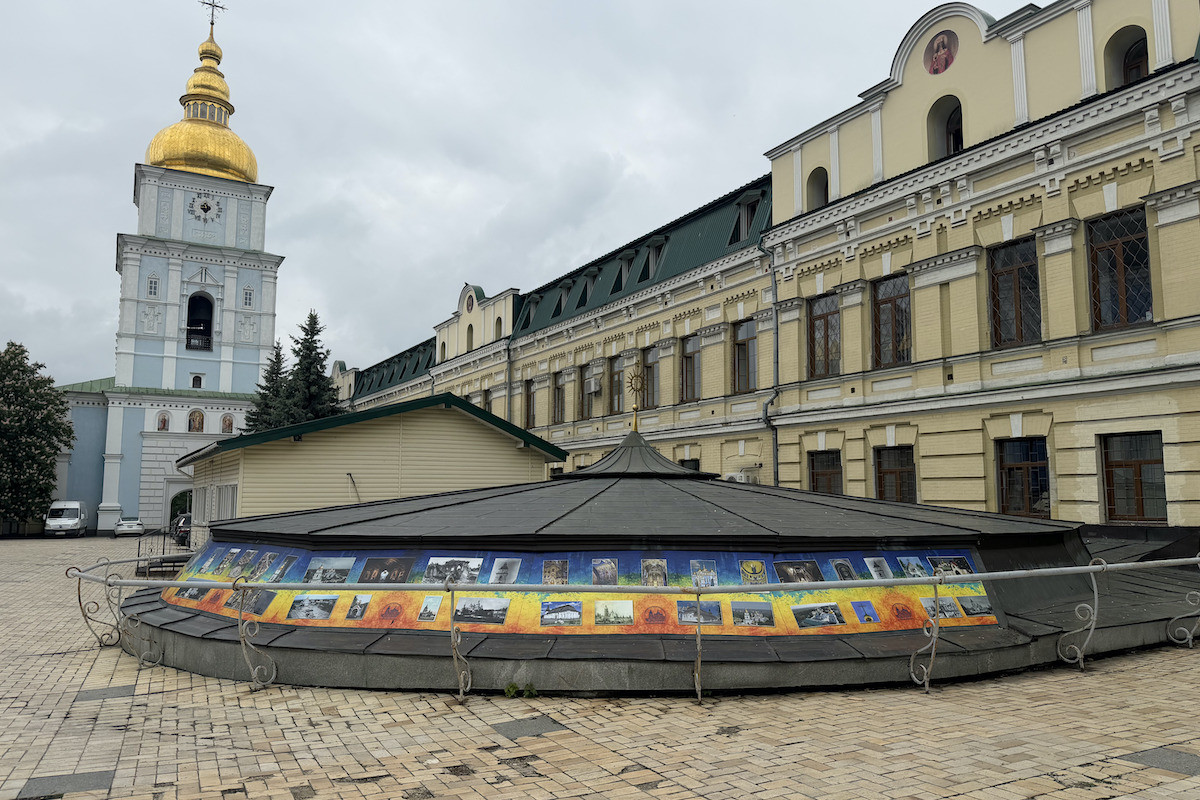 У столиці відкрили музей над залишками давньої надбрамної церкви (ФОТО)