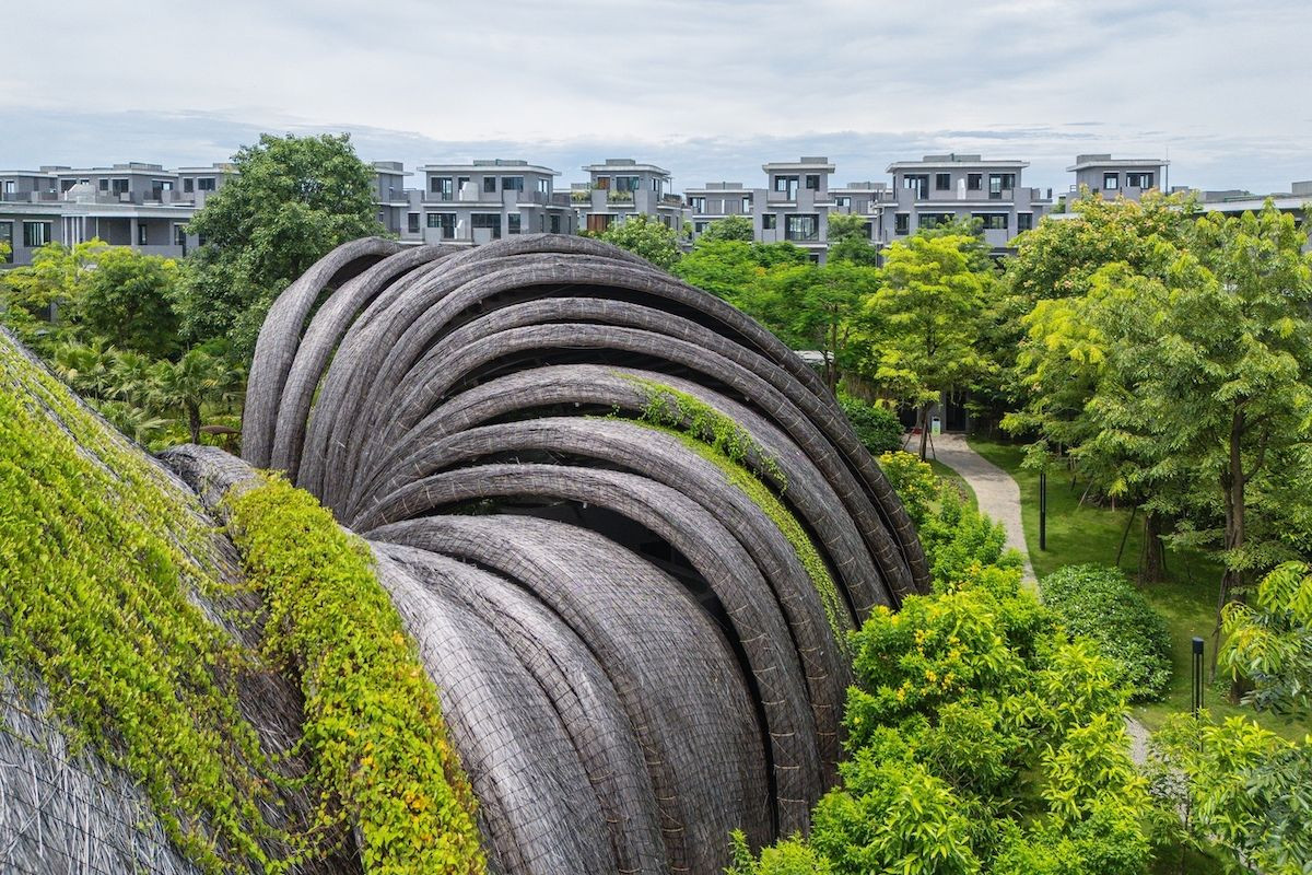 Дах-мушля та жива зелень: у В’єтнамі збудували оригінальний спа-комплекс (ФОТО)