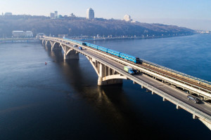 Ремонтні роботи на мосту Метро через Дніпро перенесено