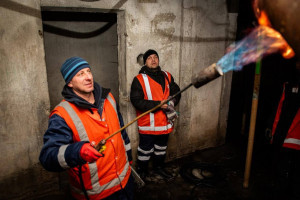Залізничники відновили опалення та водопостачання у сотнях будинків Києва (ФОТО)