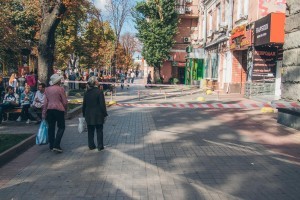 На Крещатике обвалилось историческое здание (ВИДЕО)