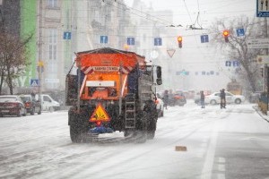 Как первый снег встретила команда мэра столицы (фото)