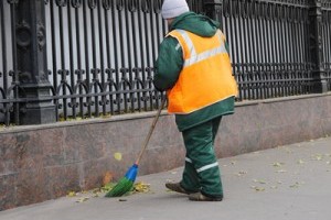 В Киеве катастрофически не хватает дворников