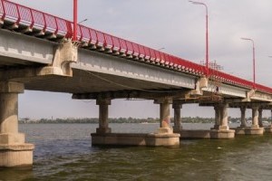 ВІДЕО ДНЯ: Міст у Дніпрі за місяць до дедлайну