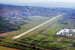 Коли може повноцінно запрацювати аеропорт Ужгорода