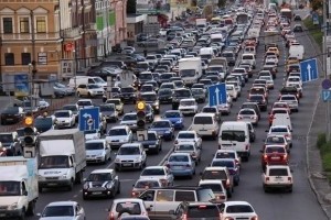 Рівень автомобілізації в столиці перевищив 400 автомобілів на тисячу мешканців