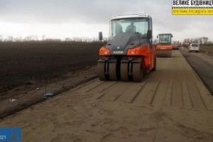 Укравтодор розпочав оновлення траси Бориспіль - Маріуполь (ФОТО)