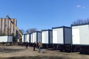 120 будинків для переселенців: у Львові почали монтаж другого контейнерного містечка