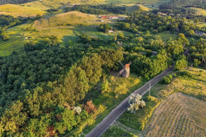 Безкоштовне житло для ВПО: на Черкащині хочуть відродити закинуте село, розселивши переселенців (ВІДЕО)