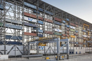 DP World почав експлуатацію інноваційної автоматизованої системи зберігання контейнерів Boxbay