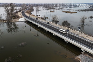 Був зруйнований у лютому 2022-го: на Київщині відбудували 156-метровий міст через річку Ірпінь (ФОТО)