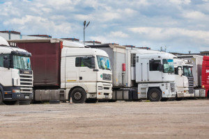 Європарламент продовжив дію угоди про «транспортний безвіз» з Україною: нові правила для перевізників