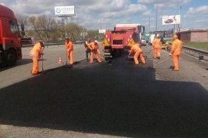 Дорожники столицы рассказали, где уже успели отремонтировать дороги