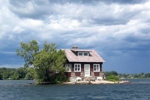 На території найменшого у світі острову побудували будинок