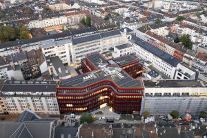 Офісний комплекс у Дюссельдорфі вписали у щільний квартал (ФОТО)