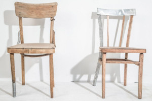 Метал, що руйнував, тепер відновлює: французький митець дає друге життя зруйнованим війною речам металом із російських ракет