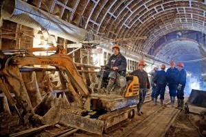 Харьковские власти скупают имущество горожан, попавших в зону строительства метро