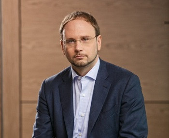 Дмитрий Николаенко