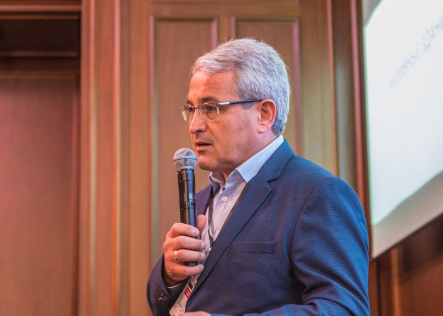 Николай Толмачев